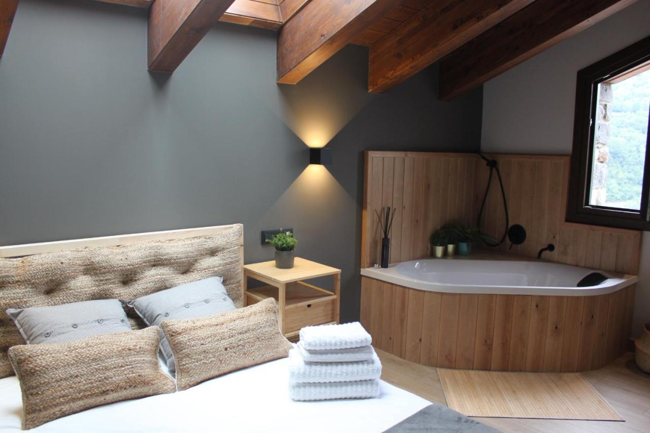 Apartament Casa La Era Sahun Zewnętrze zdjęcie